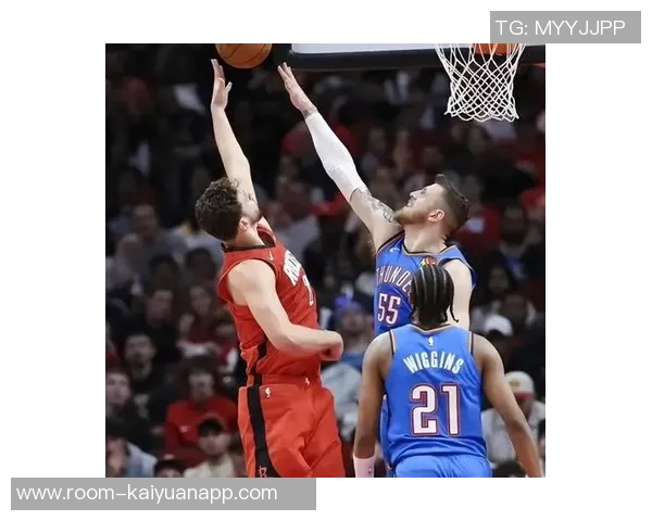 爱德华兹因右脚脚趾感染缺席对阵火箭现为每日观察状态