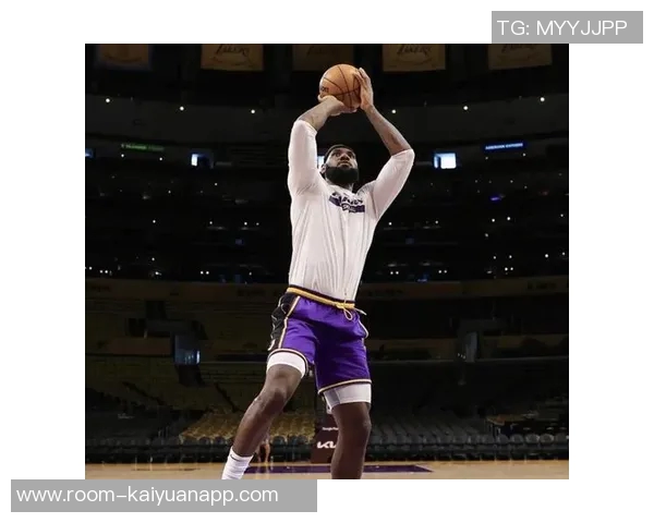 老鹰交易吹杨后薪资灵活性提升目标浓眉等球星引援